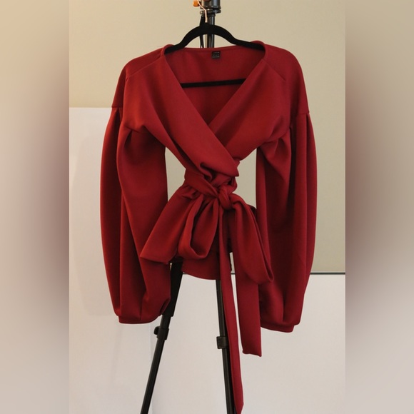 Red Lantern Sleeve Belted Wrap Off Shoulder Top Size M - Picture 5 of 7